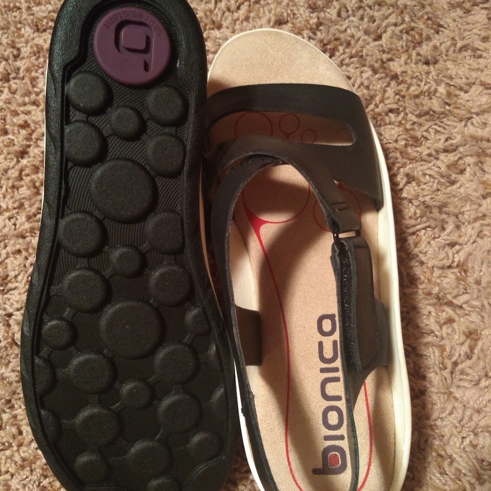 Bionica Sandals